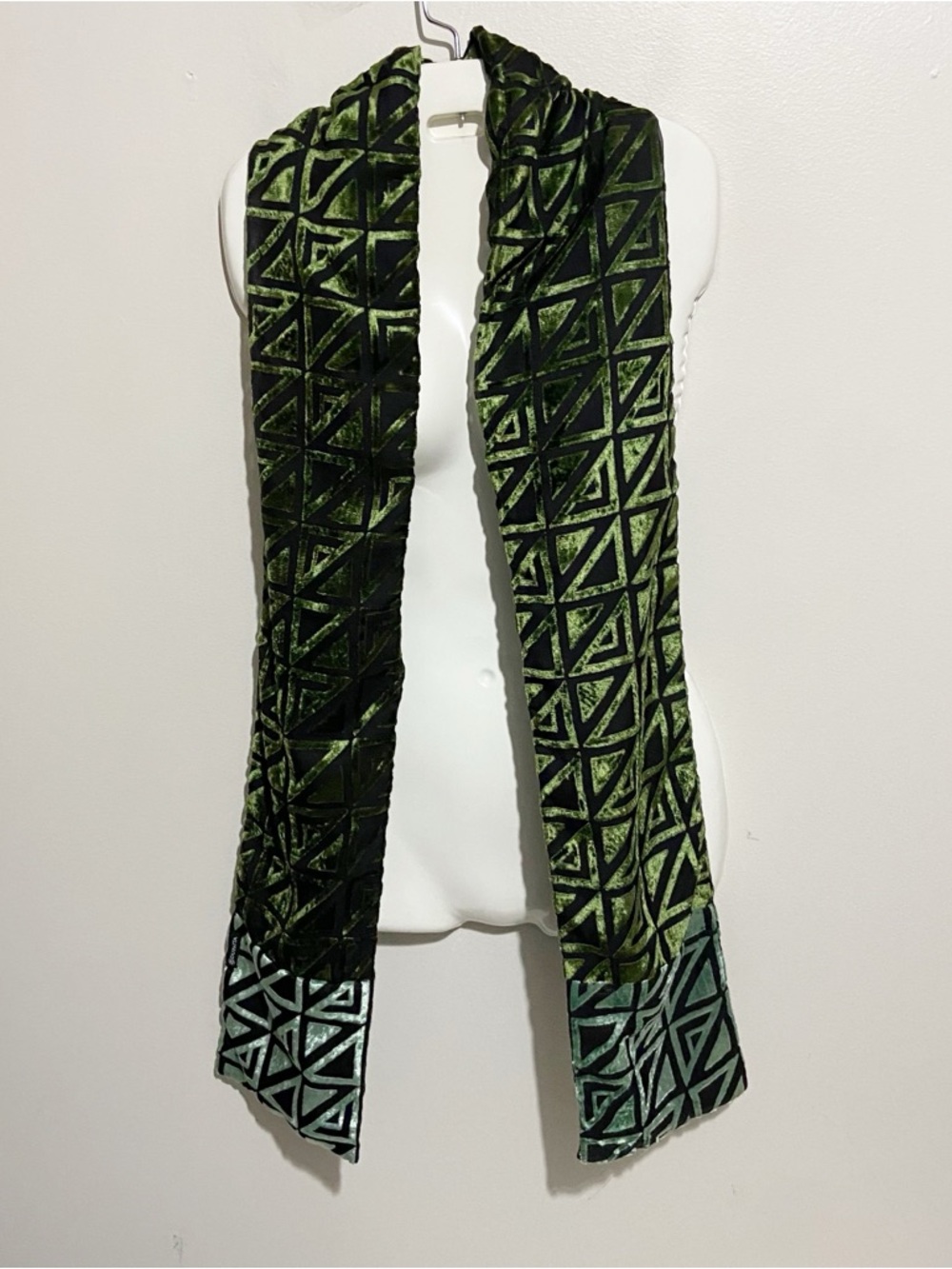 Dupatta Scarf Green Black Silk Velvet Burnout Geometric Boho Artsy